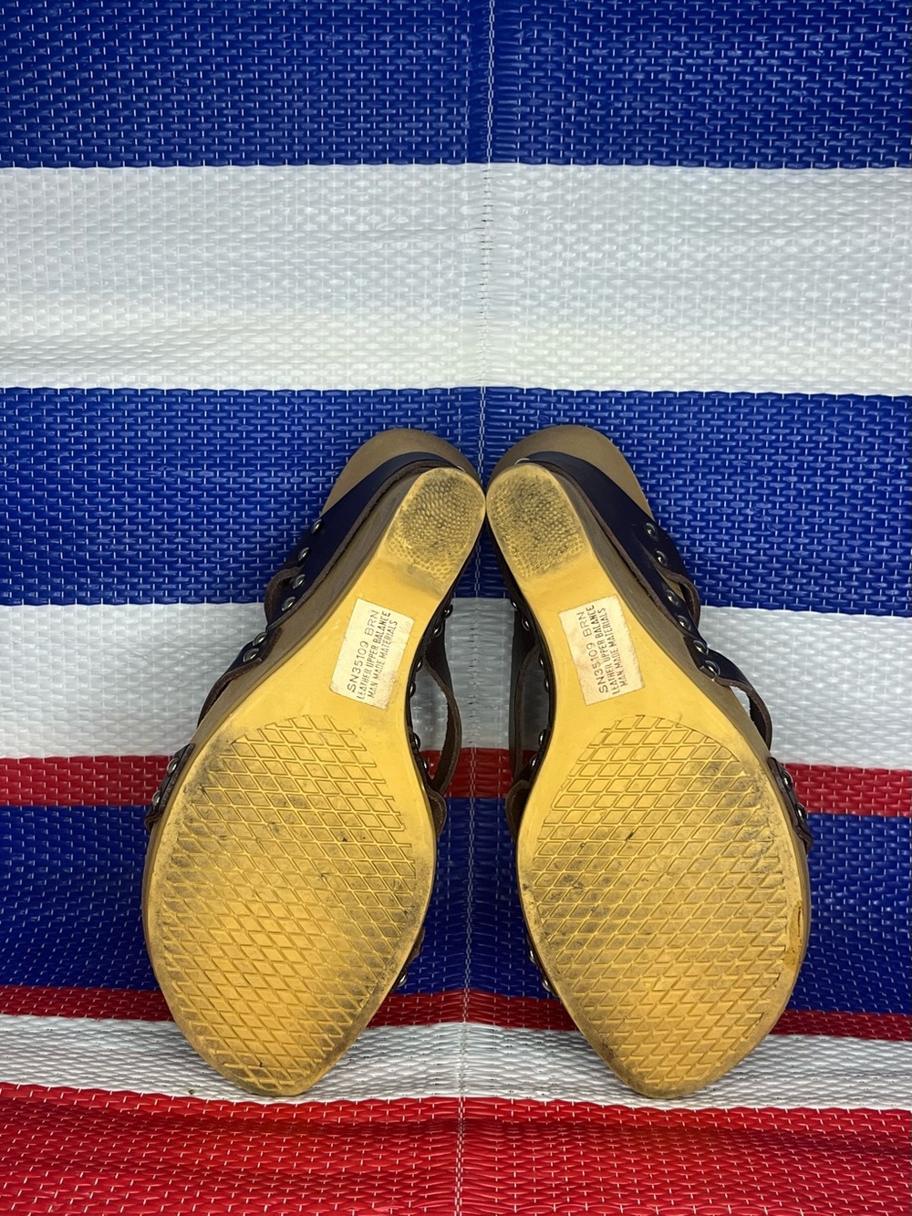 Made in Italy Wooden Platform Three Strap Wedge Sandals - Women’s Size 8 / EU 38 - Picture 10 of 10